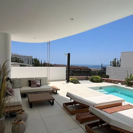 Luxury Private Pool Διαμέρισμα *